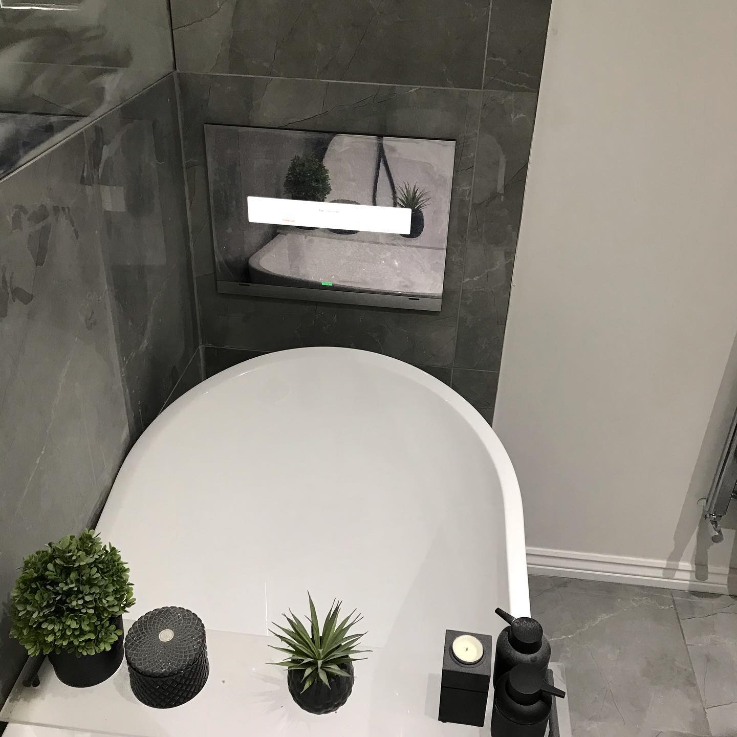 Bathroom lighting installation